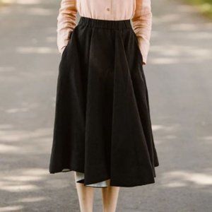 XXS Son de Flor black classic linen midi skirt